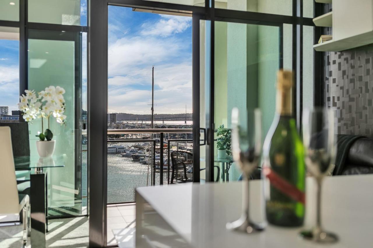 Penthouse Premier Apartment Оукланд Екстериор снимка