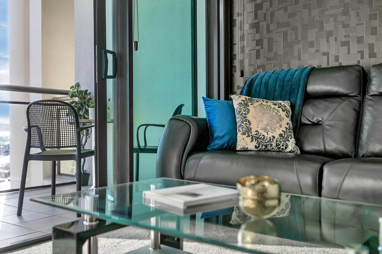 Penthouse Premier Apartment Оукланд Екстериор снимка