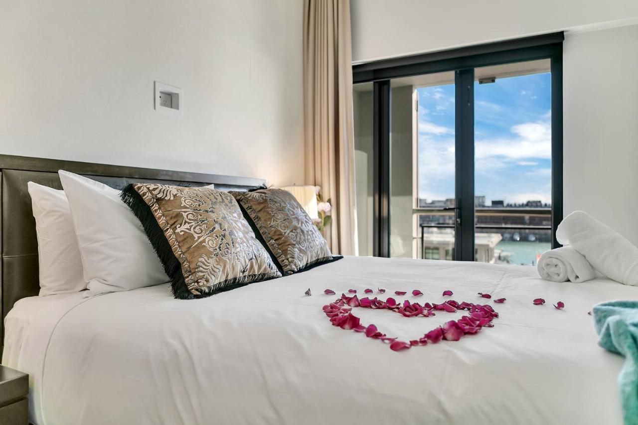 Penthouse Premier Apartment Оукланд Екстериор снимка
